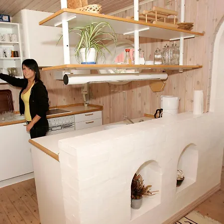 Casa vacanze Three-bedroom Holiday In 68